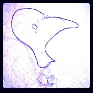 🦕 Fossil Brand Silver Flower Necklace